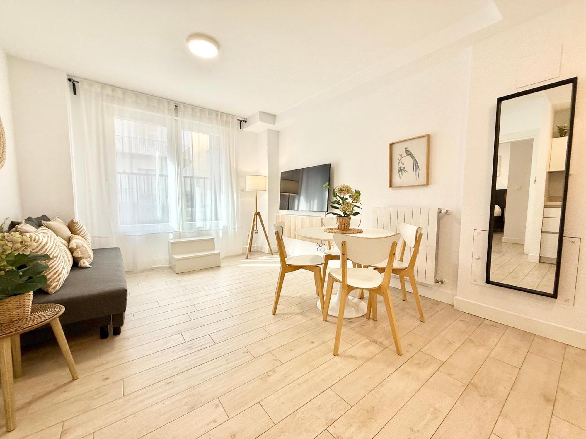 Castro Holidays - Apto B Nuevo Centrico Con Garaje Gratis Castro Urdiales Extérieur photo